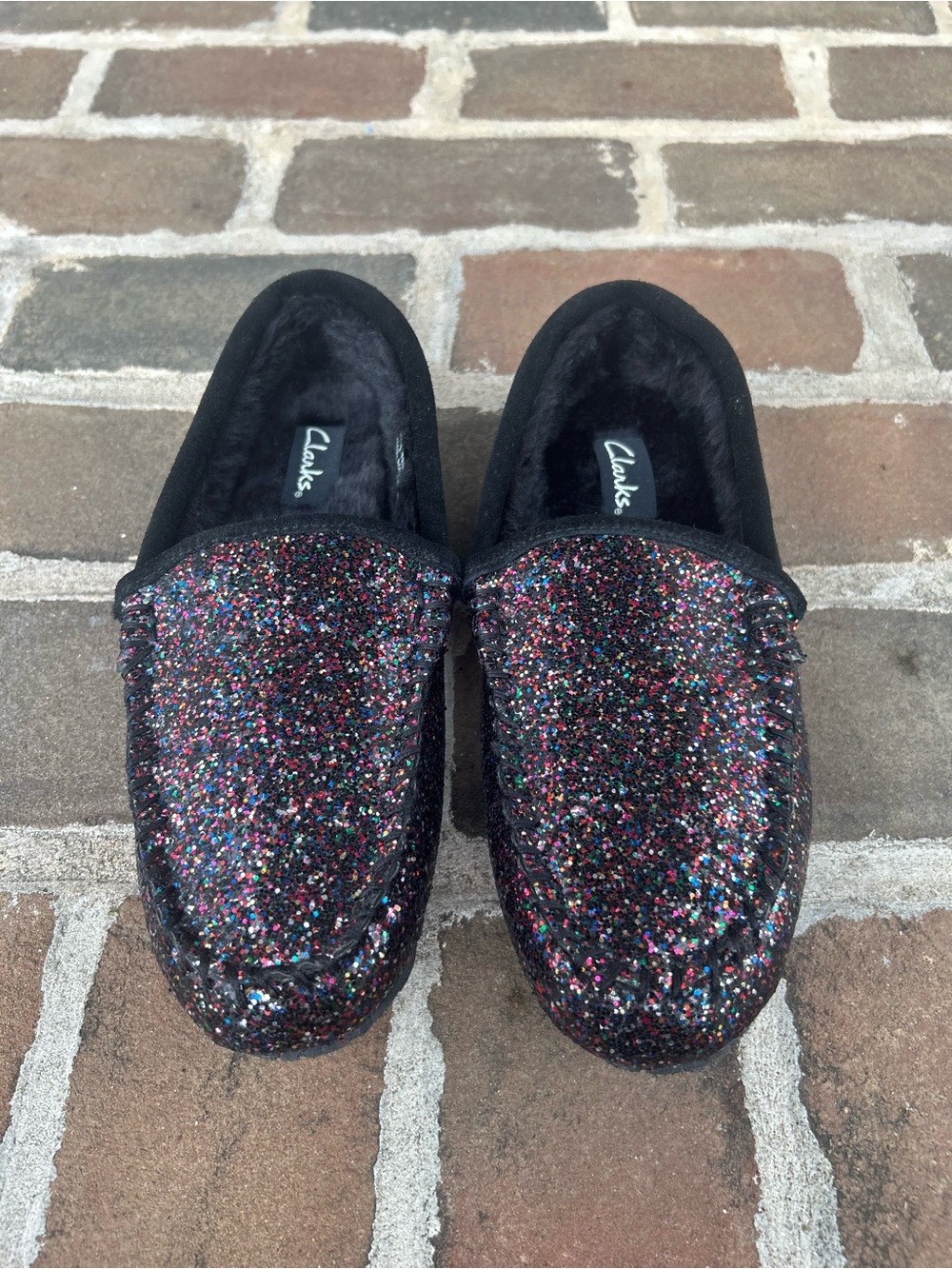 Clarks Black Multicolored Glitter Slip-On Moccasin Slippers Faux Fur Rainbow 8